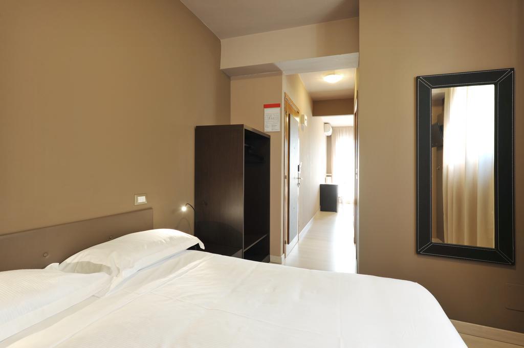 M14 & Hotel Padoue
